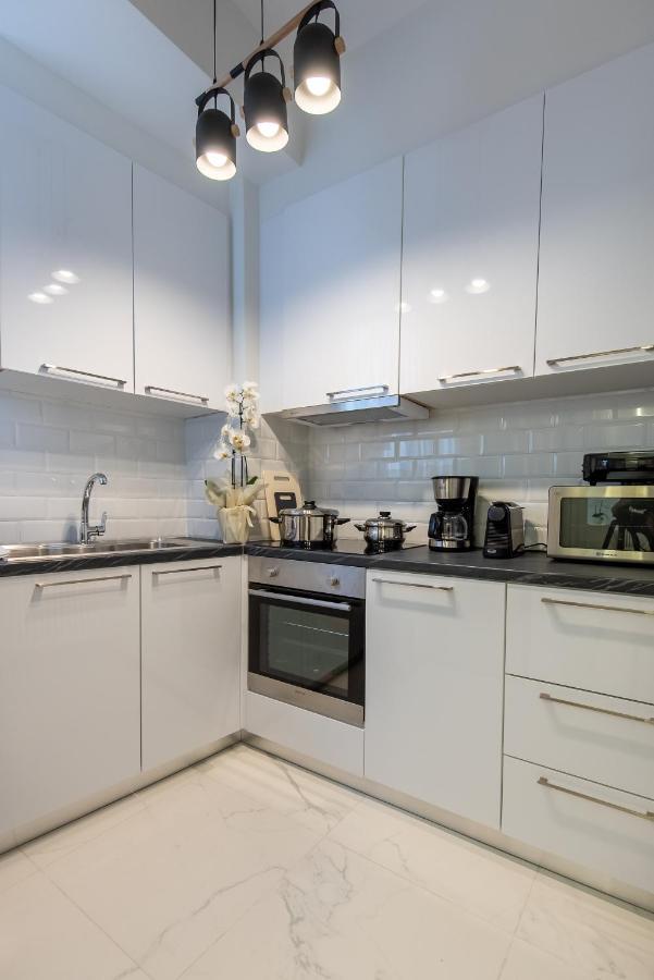 Medluxe Cozy Apartment! Атина Екстериор снимка