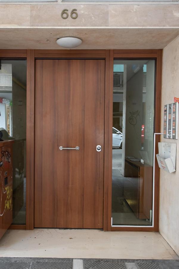 Medluxe Cozy Apartment! Атина Екстериор снимка