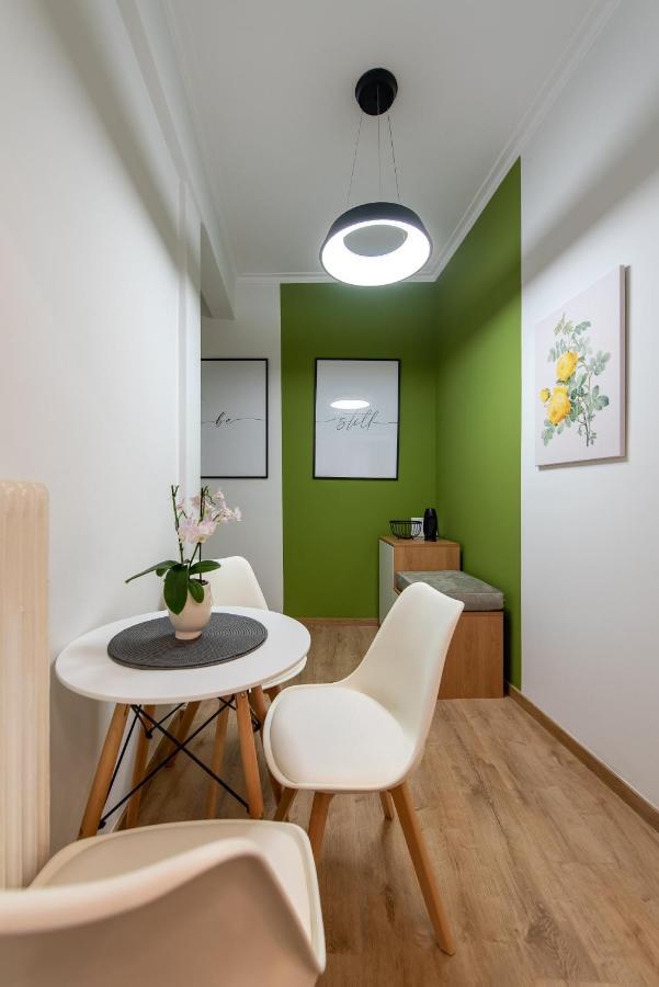 Medluxe Cozy Apartment! Атина Екстериор снимка