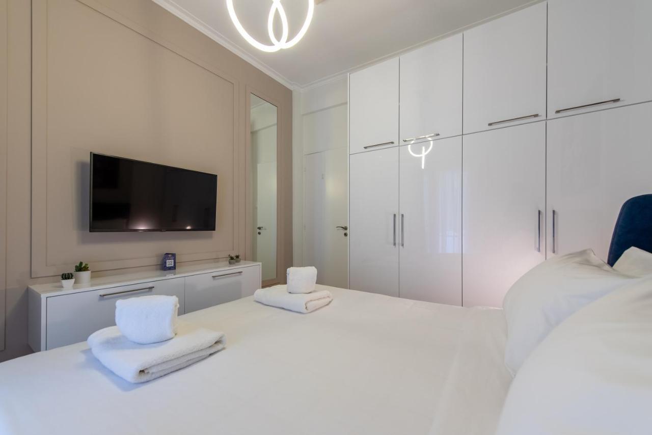 Medluxe Cozy Apartment! Атина Екстериор снимка