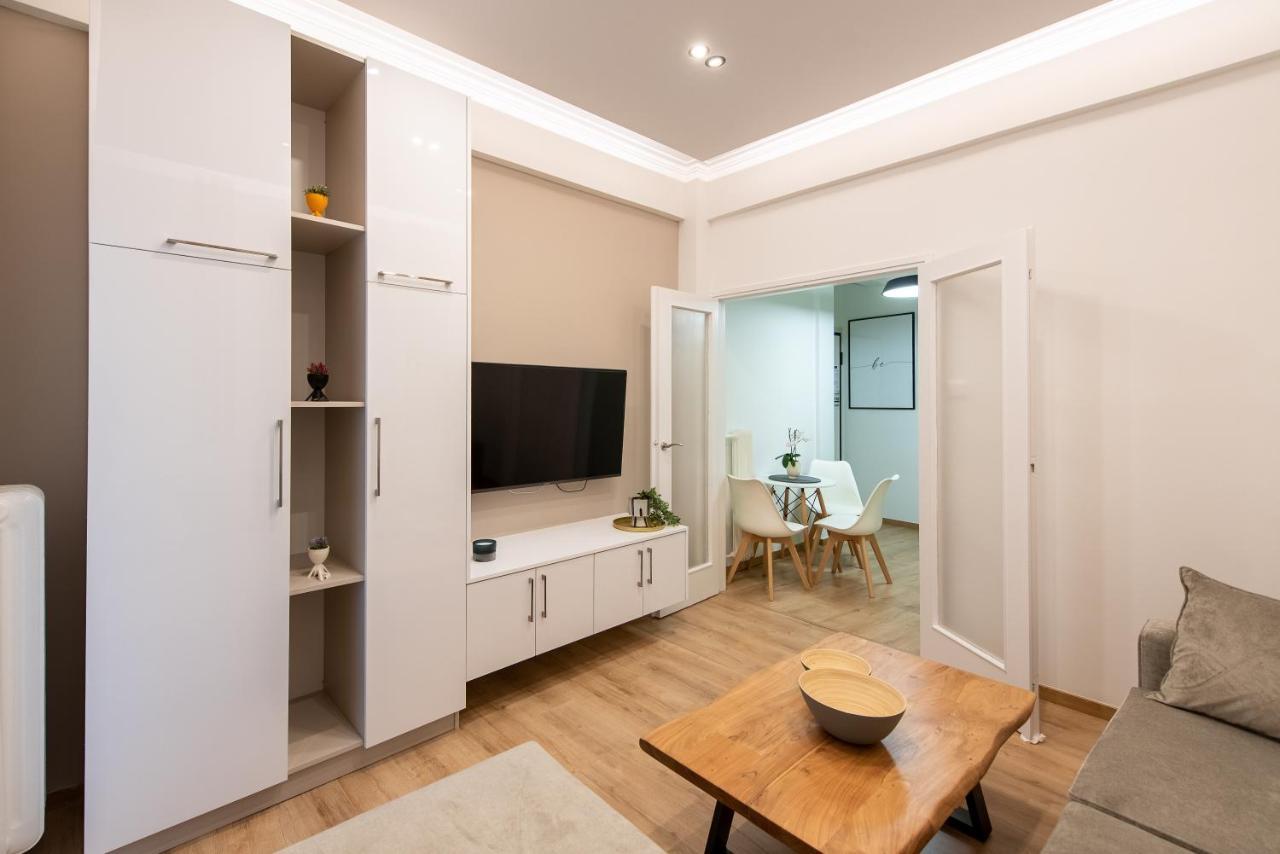 Medluxe Cozy Apartment! Атина Екстериор снимка