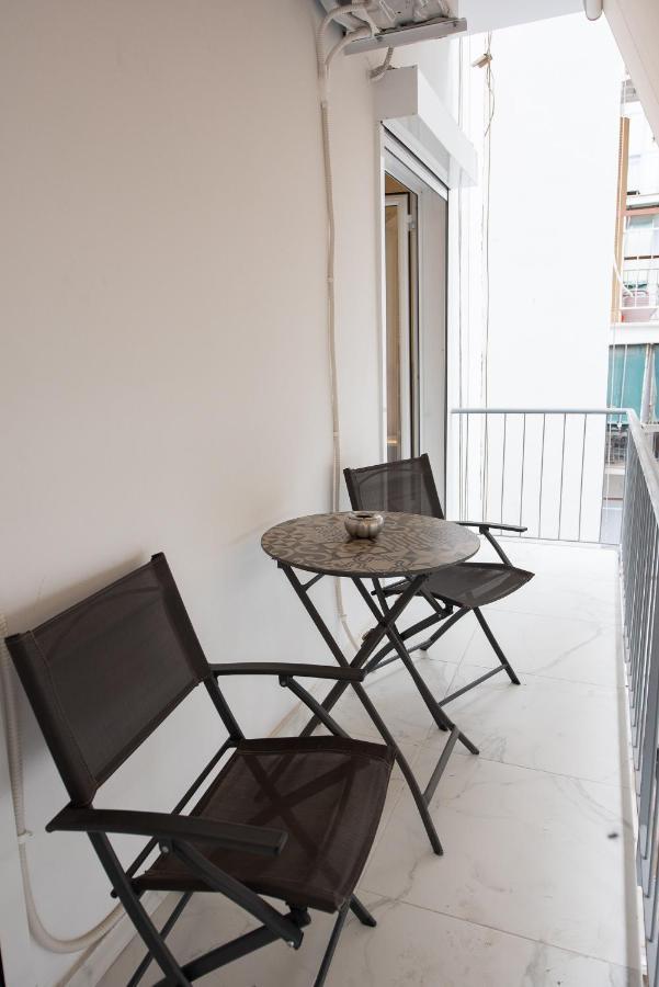 Medluxe Cozy Apartment! Атина Екстериор снимка